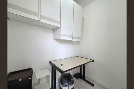 Apartamento à venda com 70m², 2 quartos e 2 vagas Apartamento à venda com 70m², 2 quartos e 2 vagasQuarto de Serviço