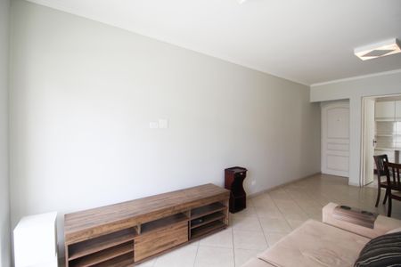 Sala de apartamento à venda com 2 quartos, 70m² em Vila Olímpia, São Paulo