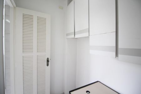 Apartamento à venda com 70m², 2 quartos e 2 vagasQuarto de Serviço