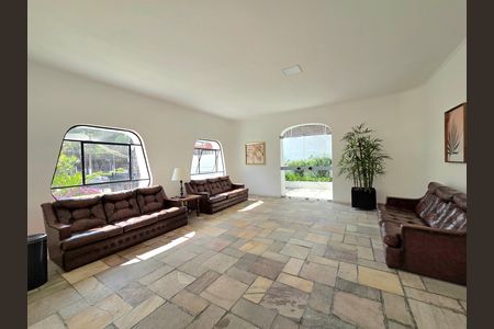 Apartamento à venda com 70m², 2 quartos e 2 vagas Apartamento à venda com 70m², 2 quartos e 2 vagasÁrea comum - Salão de festas