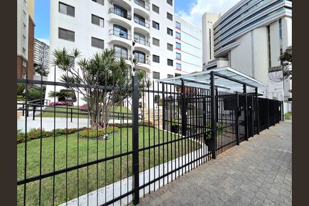 Apartamento à venda com 70m², 2 quartos e 2 vagas Apartamento à venda com 70m², 2 quartos e 2 vagasFachada