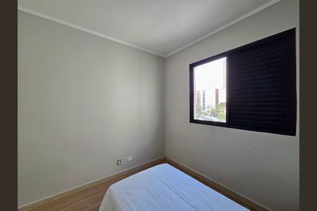 Apartamento à venda com 70m², 2 quartos e 2 vagas Apartamento à venda com 70m², 2 quartos e 2 vagasQuarto