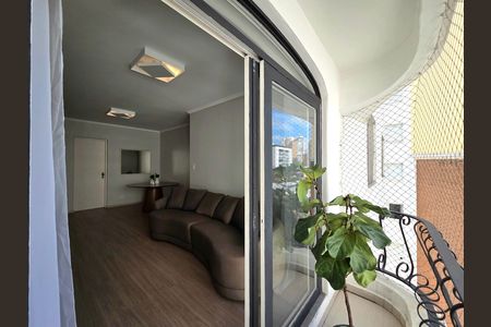 Varanda de apartamento à venda com 2 quartos, 70m² em Vila Olímpia, São Paulo