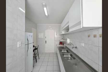 Apartamento à venda com 70m², 2 quartos e 2 vagas Apartamento à venda com 70m², 2 quartos e 2 vagasCozinha