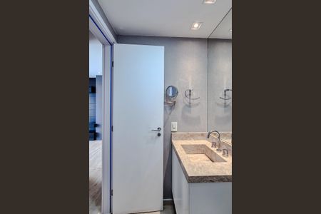 Apartamento para alugar com 75m², 2 quartos e 2 vagasBanheiro