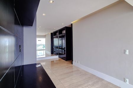 Apartamento para alugar com 2 quartos, 75m² em Aclimação, São Paulo