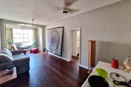 Sala de apartamento para alugar com 2 quartos, 74m² em Icaraí, Niterói