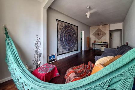 Sala de apartamento para alugar com 2 quartos, 74m² em Icaraí, Niterói