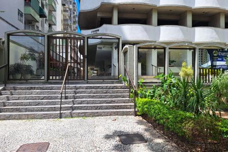 Apartamento à venda com 74m², 2 quartos e 1 vagaFachada