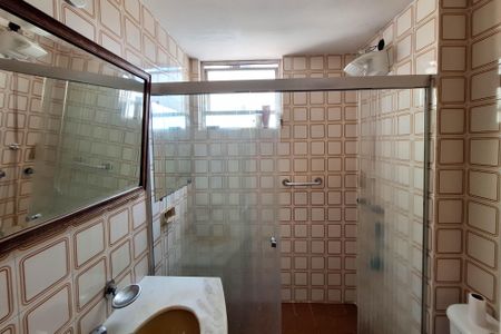 Apartamento à venda com 74m², 2 quartos e 1 vagaBanheiro