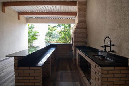 Apartamento para alugar com 47m², 2 quartos e 1 vagaÁrea comum - Churrasqueira