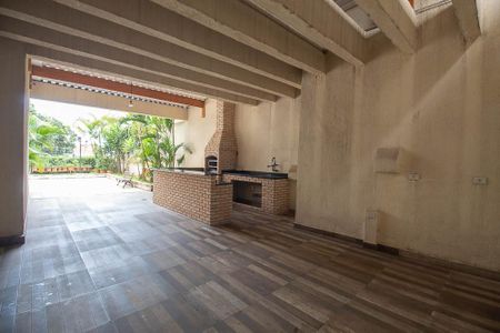 Apartamento para alugar com 47m², 2 quartos e 1 vagaÁrea comum - Churrasqueira