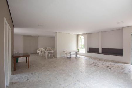 Apartamento para alugar com 47m², 2 quartos e 1 vagaÁrea comum - Salão de festas