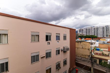 Sala vista  de apartamento à venda com 3 quartos, 60m² em Cachambi, Rio de Janeiro
