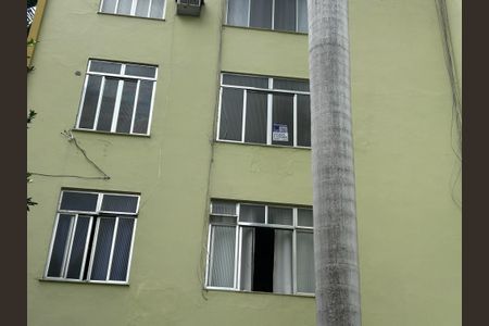 Apartamento para alugar com 55m², 3 quartos e sem vagaFachada + plaquinha