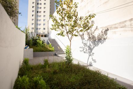 Casa à venda com 70m², 2 quartos e 2 vagasÁREA EXTERNA