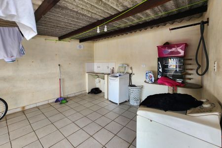 Apartamento para alugar com 75m², 2 quartos e sem vagaÁrea Comum 