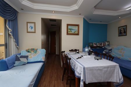 Apartamento para alugar com 77m², 3 quartos e 1 vagaSala