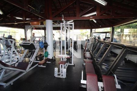 Apartamento para alugar com 77m², 3 quartos e 1 vagaÁrea comum - Academia