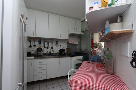 Apartamento para alugar com 77m², 3 quartos e 1 vagaCozinha