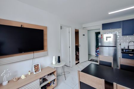 Apartamento à venda com 35m², 2 quartos e sem vaga Apartamento à venda com 35m², 2 quartos e sem vagaSala