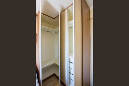 Apartamento para alugar com 61m², 2 quartos e 1 vagaQuarto 1