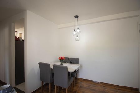 Sala de apartamento para alugar com 2 quartos, 49m² em Neves, São Gonçalo