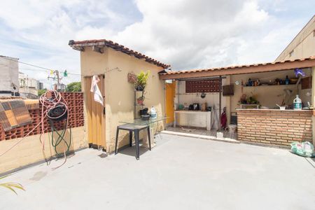 Casa para alugar com 95m², 1 quarto e sem vagaQuintal