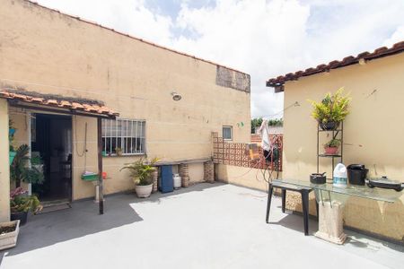 Casa para alugar com 95m², 1 quarto e sem vagaQuintal