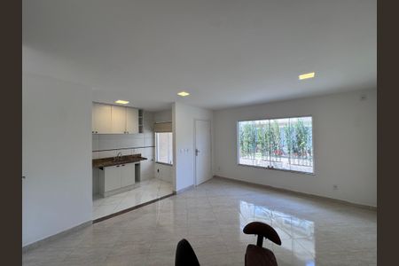 Apartamento para alugar com 120m², 2 quartos e 1 vaga Apartamento para alugar com 120m², 2 quartos e 1 vagaSala