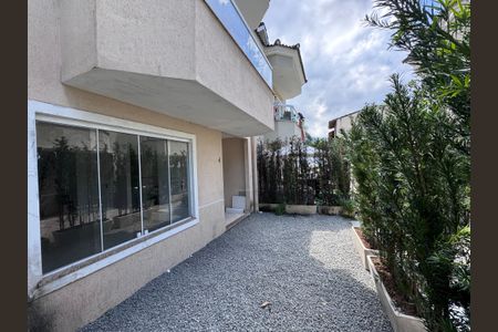 Apartamento para alugar com 120m², 2 quartos e 1 vaga Apartamento para alugar com 120m², 2 quartos e 1 vagaÁrea externa