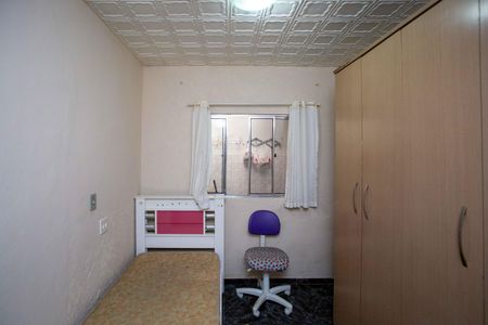 Casa à venda com 140m², 3 quartos e 2 vagasQuarto 2