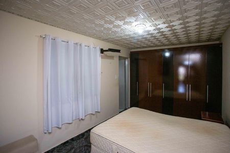 Casa à venda com 140m², 3 quartos e 2 vagasQuarto Suíte