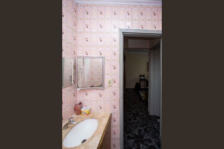 Casa à venda com 140m², 3 quartos e 2 vagasBanheiro Social