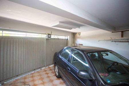 Casa à venda com 140m², 3 quartos e 2 vagasGaragem