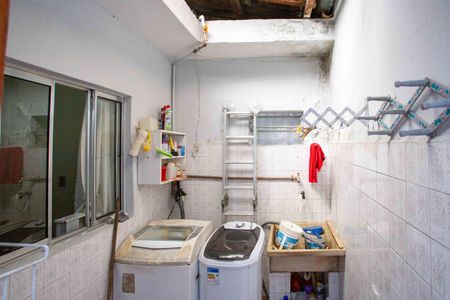 Casa à venda com 140m², 3 quartos e 2 vagasÁrea de Serviço