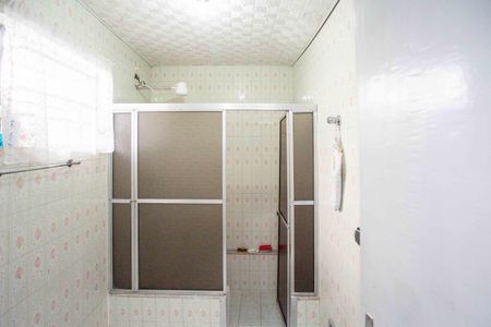 Casa à venda com 140m², 3 quartos e 2 vagasBanheiro da Suíte