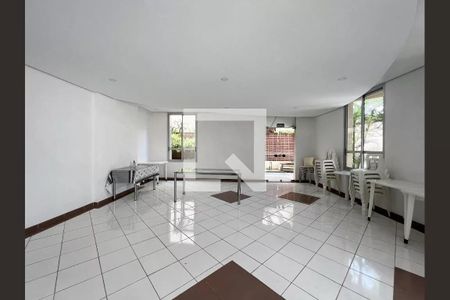 Apartamento para alugar com 50m², 2 quartos e 1 vagaÁrea Comum