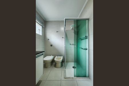 Casa à venda com 244m², 3 quartos e 2 vagasBanheiro da Suíte 