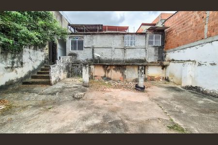 Casa para alugar com 58m², 2 quartos e 1 vagaQuintal 