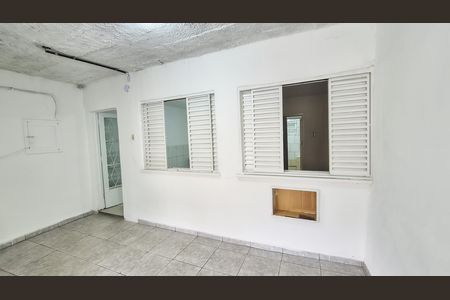 Casa para alugar com 58m², 2 quartos e 1 vagaEntrada 