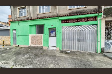 Casa para alugar com 58m², 2 quartos e 1 vagaFrente do imóvel 
