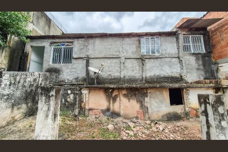 Casa para alugar com 58m², 2 quartos e 1 vagaQuintal 