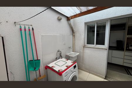 Apartamento à venda com 40m², 2 quartos e 1 vagaÁrea de Serviço