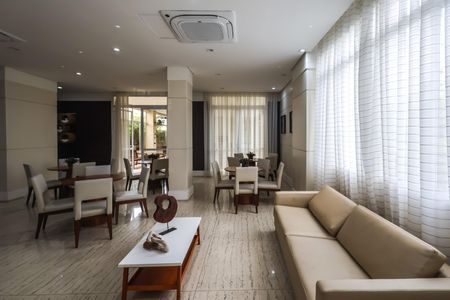 Apartamento à venda com 67m², 2 quartos e 1 vaga Apartamento à venda com 67m², 2 quartos e 1 vagaSalão de festas