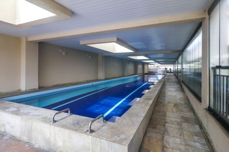 Apartamento à venda com 67m², 2 quartos e 1 vaga Apartamento à venda com 67m², 2 quartos e 1 vagaPiscina