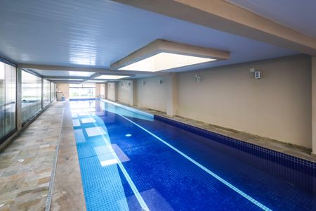 Apartamento à venda com 67m², 2 quartos e 1 vaga Apartamento à venda com 67m², 2 quartos e 1 vagaPiscina