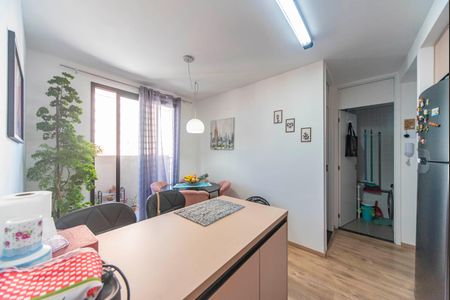 Apartamento para alugar com 37m², 2 quartos e 1 vagaSala