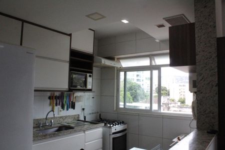 Apartamento à venda com 78m², 2 quartos e 1 vagaCozinha