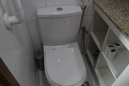 Apartamento à venda com 78m², 2 quartos e 1 vagaBanheiro Social